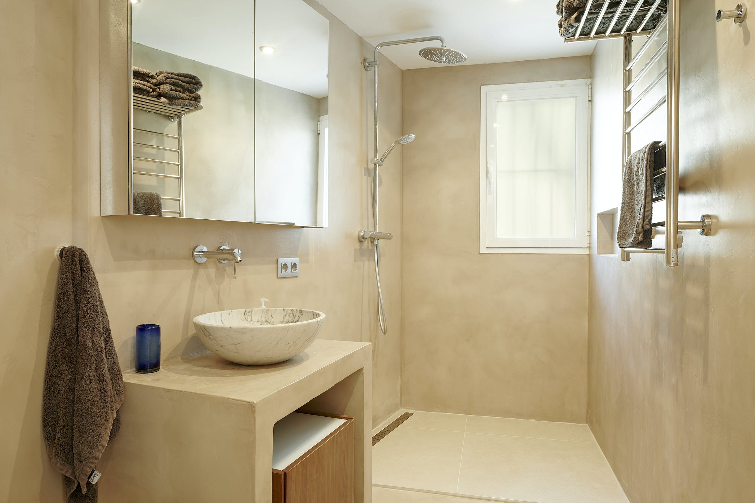Resa Estates Ibiza for sale te koop Casa Rui Tourist license sta Eularia bathroom shower.jpg
